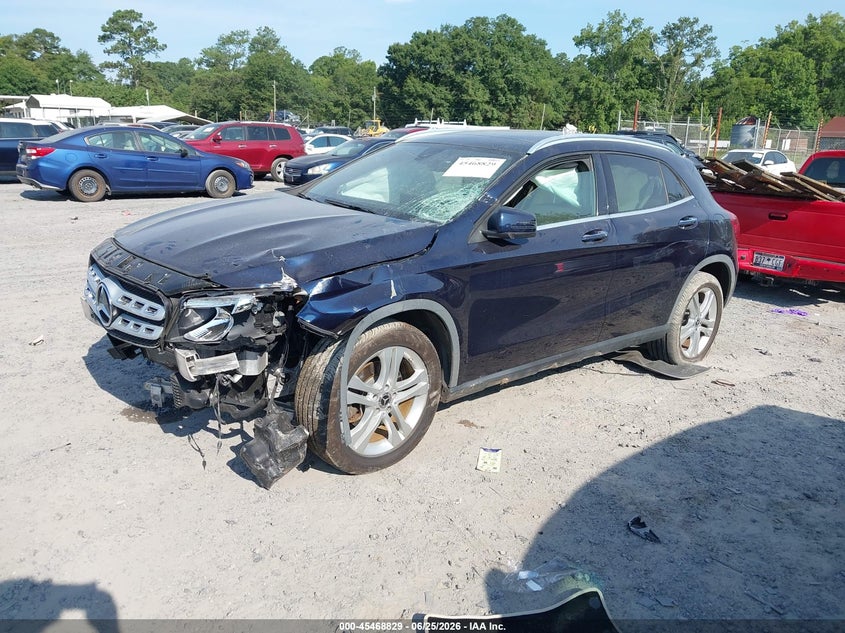 AtlanticExpress - Mercedes-Benz GLA-Class