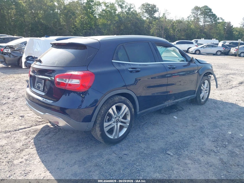 AtlanticExpress - Mercedes-Benz GLA-Class