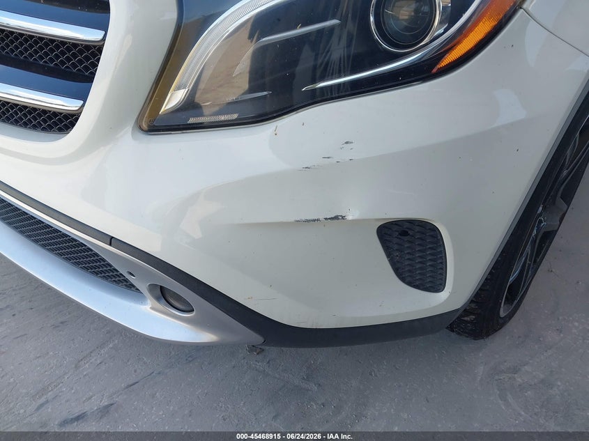 2015 MERCEDES-BENZ GLA 250 auction photo 6