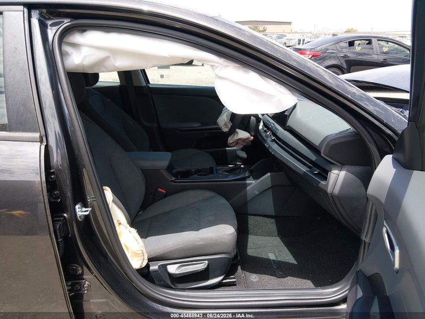 2026 KIA K4 LXS · Фото 5