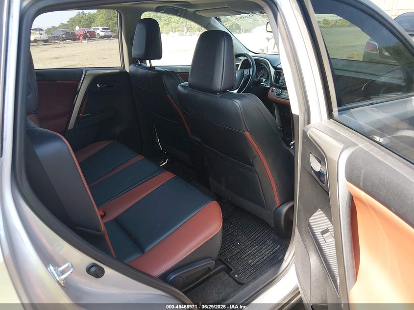 2015 TOYOTA RAV4 auction photo 8