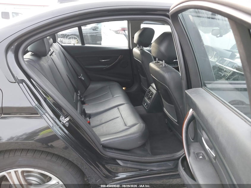 2014 BMW 328I XDRIVE — Фото 18
