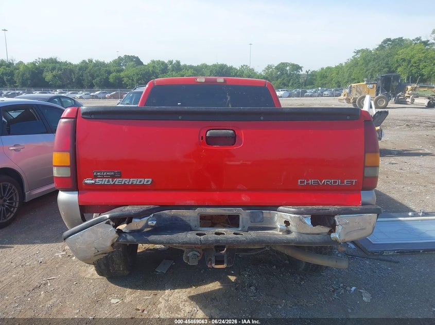 2000 CHEVROLET SILVERADO PICKUP 5.3L V-8 285HP
