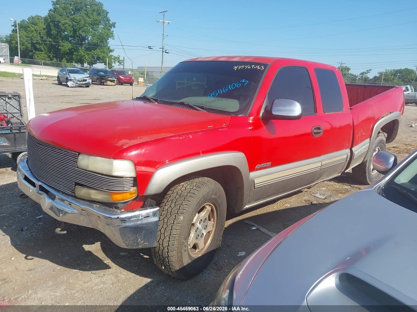 2000 Chevrolet Silverado, Rear, IAAI, VIN 1GCEK19T0YE348771 — photo 2