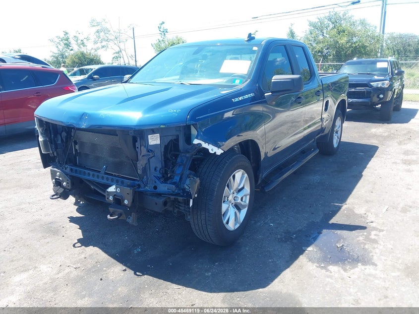 2019 Chevrolet Silverado 1500 Custom 1GCRWBEF2KZ373313 photo 1
