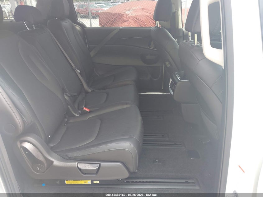 2026 KIA CARNIVAL MPV HYBRID auction photo 8