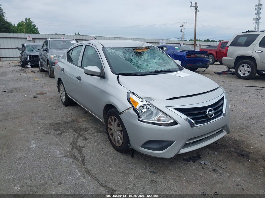 2017 Nissan Versa 1.6 S+