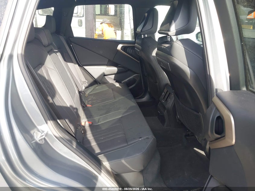 2025 BMW X3 auction photo 8