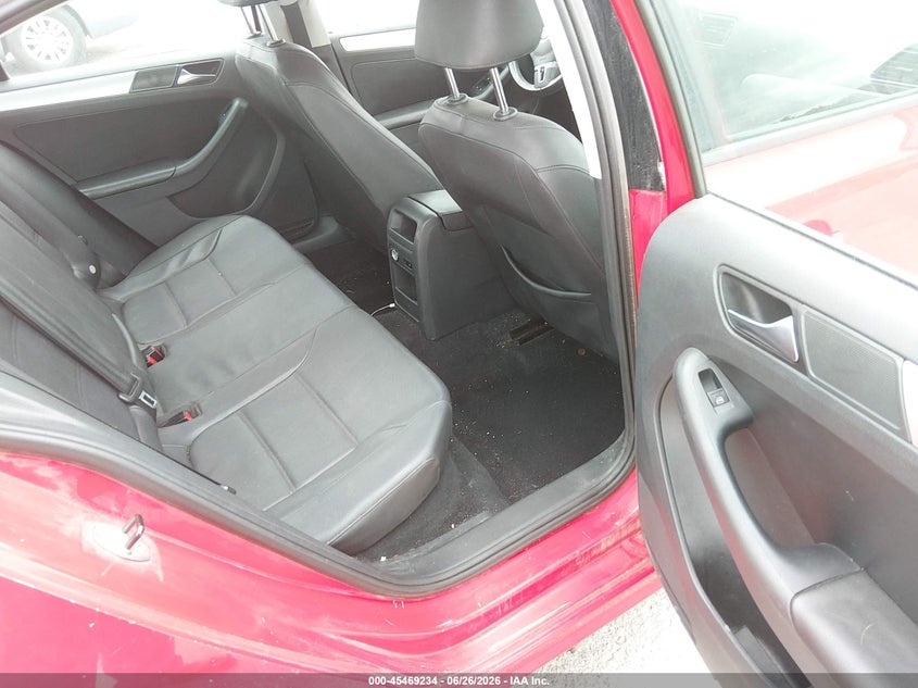 2012 VOLKSWAGEN JETTA auction photo 8