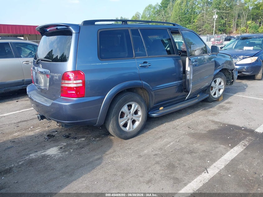 2002 TOYOTA HIGHLANDER auction photo 4