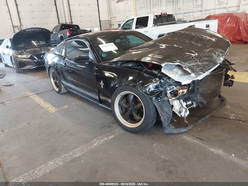 2012 FORD MUSTANG V6/V6 PREMIUM