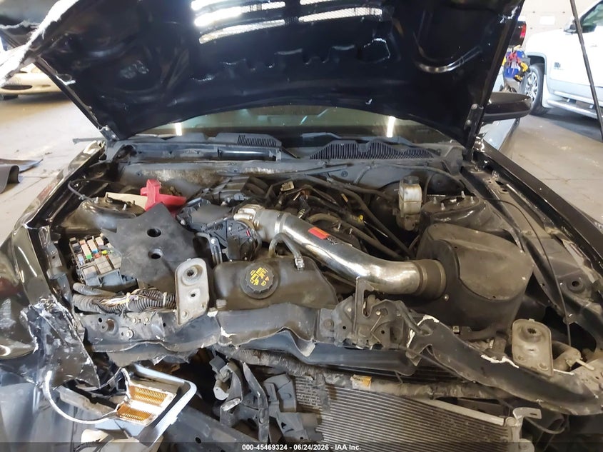 2012 FORD MUSTANG V6/V6 PREMIUM · Фото 10