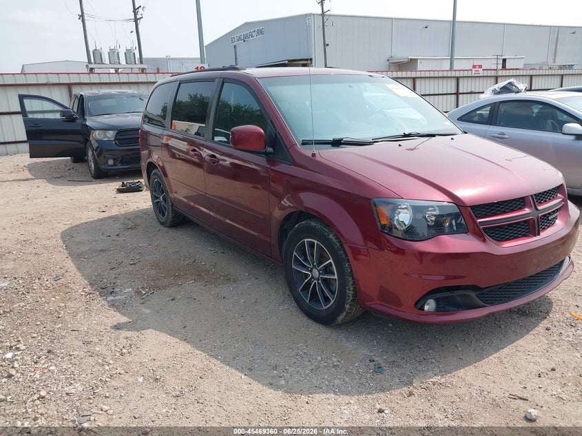 Vin: 2c4rdgeg7hr746537, lot: 45967496, dodge grand caravan gt 2017 img_1