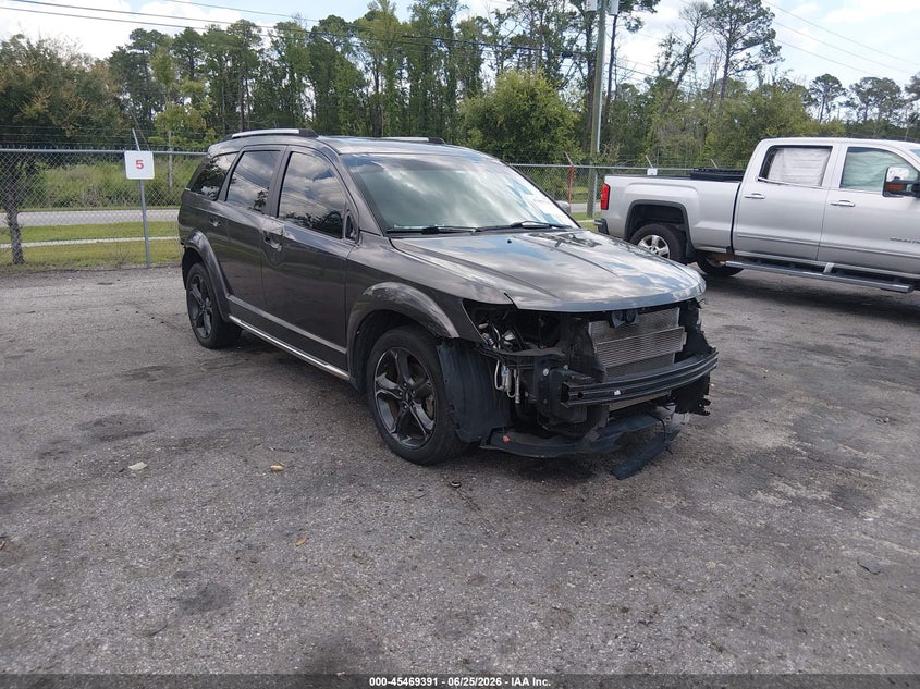 2018 Dodge Crossroad