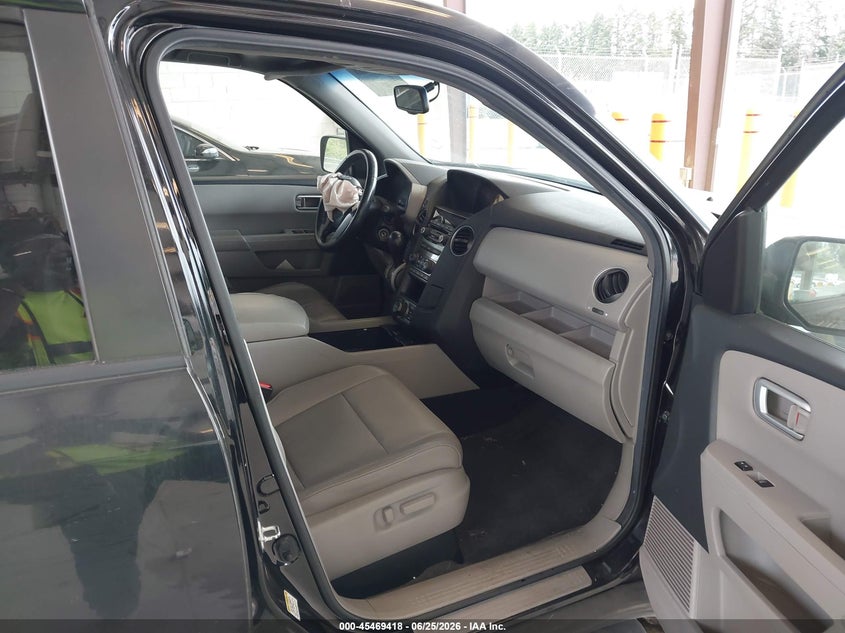2012 HONDA PILOT auction photo 5