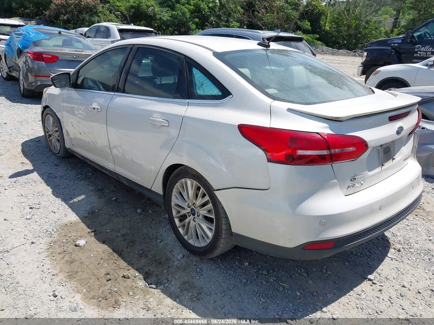 Vin: 1fadp3j22jl253079, lot: 45967603, ford focus titanium 20183