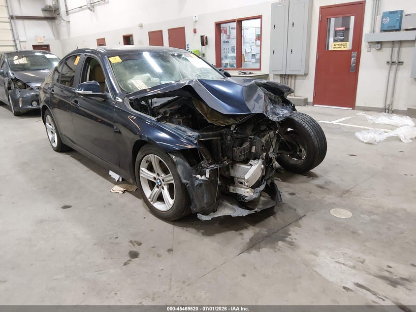 Vin: wba3c3c59ef983758, lot: 45967657, bmw 320i xdrive 2014 img_1