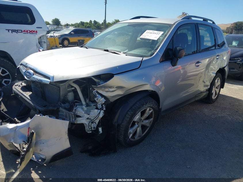 2016 SUBARU FORESTER auction photo 2