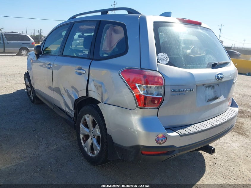 2016 SUBARU FORESTER auction photo 3