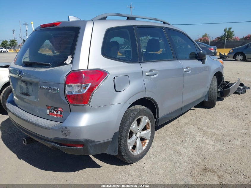 2016 SUBARU FORESTER auction photo 4