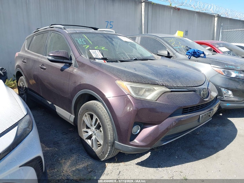 2017 TOYOTA RAV4 XLE — Photo gallery