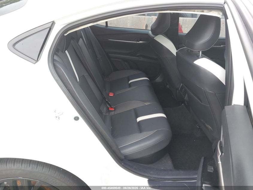 2025 TOYOTA CAMRY SEDAN 2.5L I-4 DI, DOHC, VVT, 184HP
