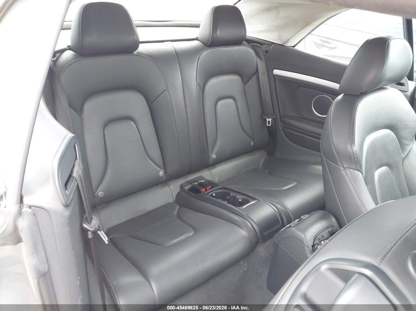 2011 Audi A5 2.0T Premium VIN: WAUJFAFH6BN009908 Lot: 45469625