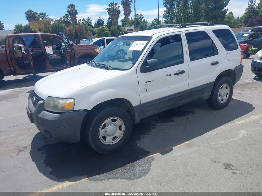2006 FORD ESCAPE auction photo 2