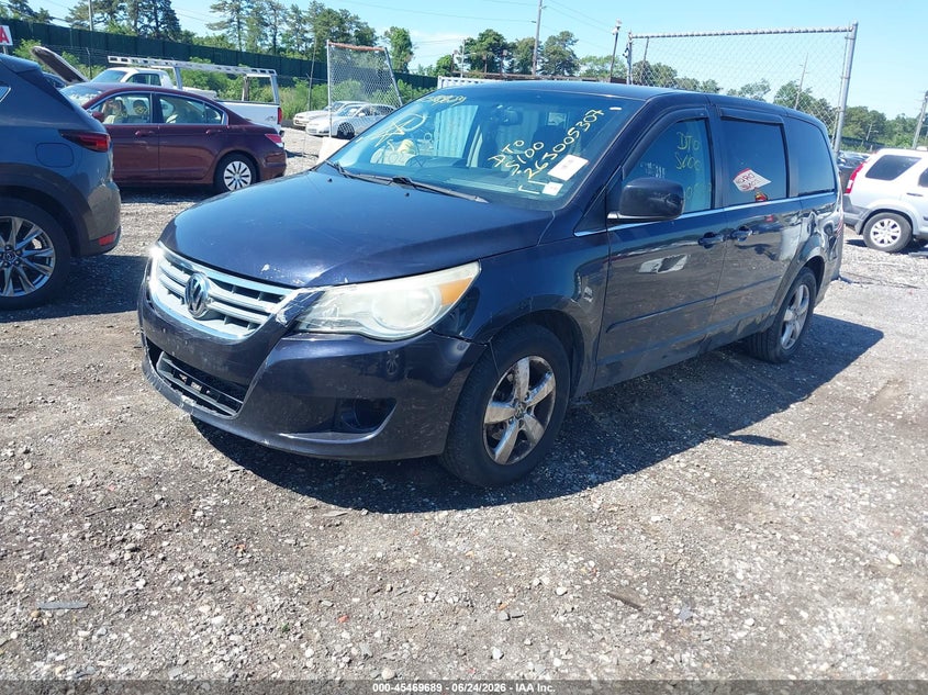 Vin: 2v4rw3d17ar295153, lot: 45967826, volkswagen routan se 20102