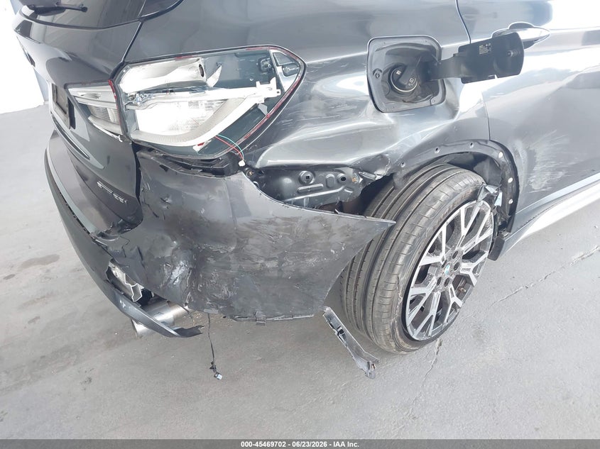 2021 BMW X1 auction photo 6