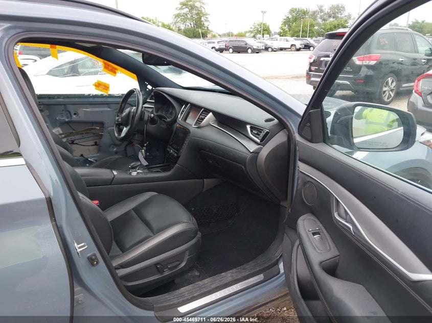 2023 INFINITI QX55 auction photo 5