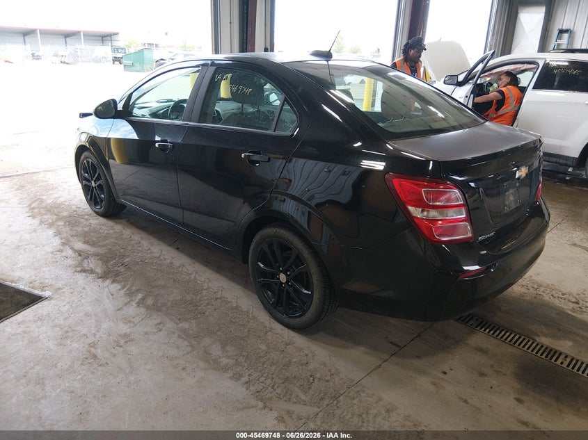 2018 CHEVROLET SONIC auction photo 3