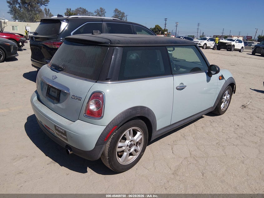 2013 MINI HARD TOP HATCHBACK 1.6L I-4 DOHC, VVT, 121HP