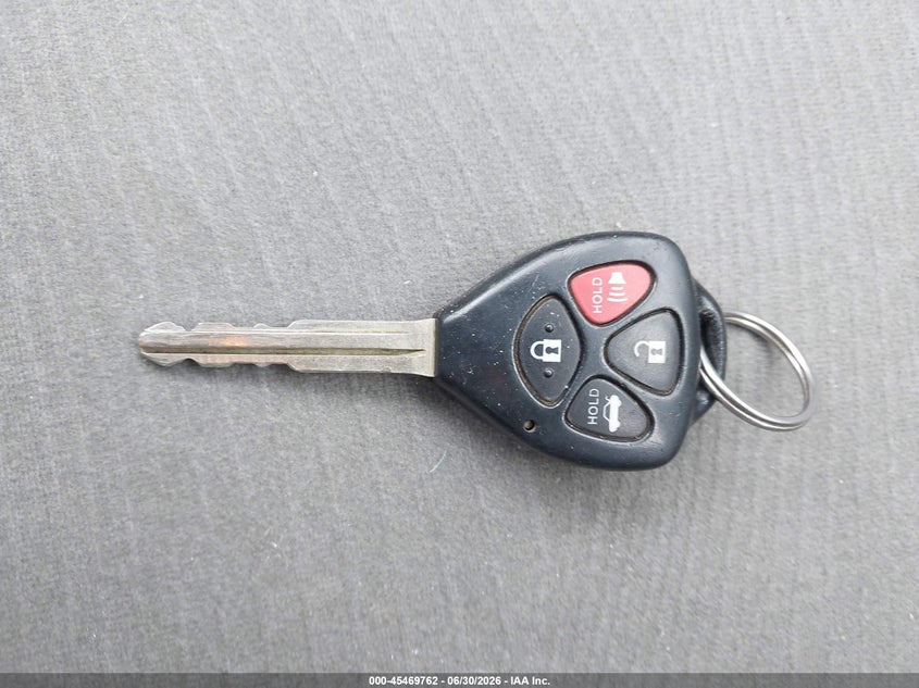 2013 TOYOTA COROLLA SEDAN 1.8L I-4 DOHC, VVT, 132HP