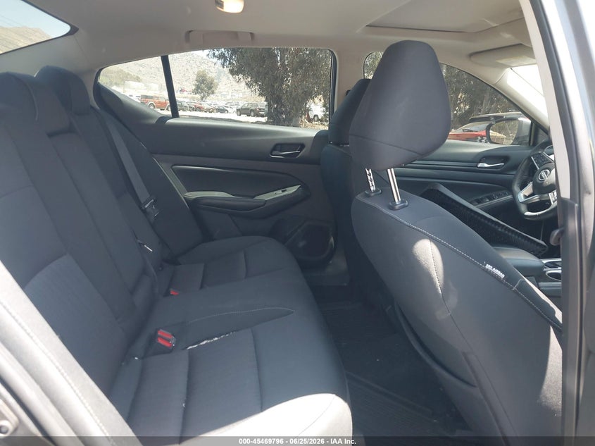 2024 NISSAN ALTIMA auction photo 8