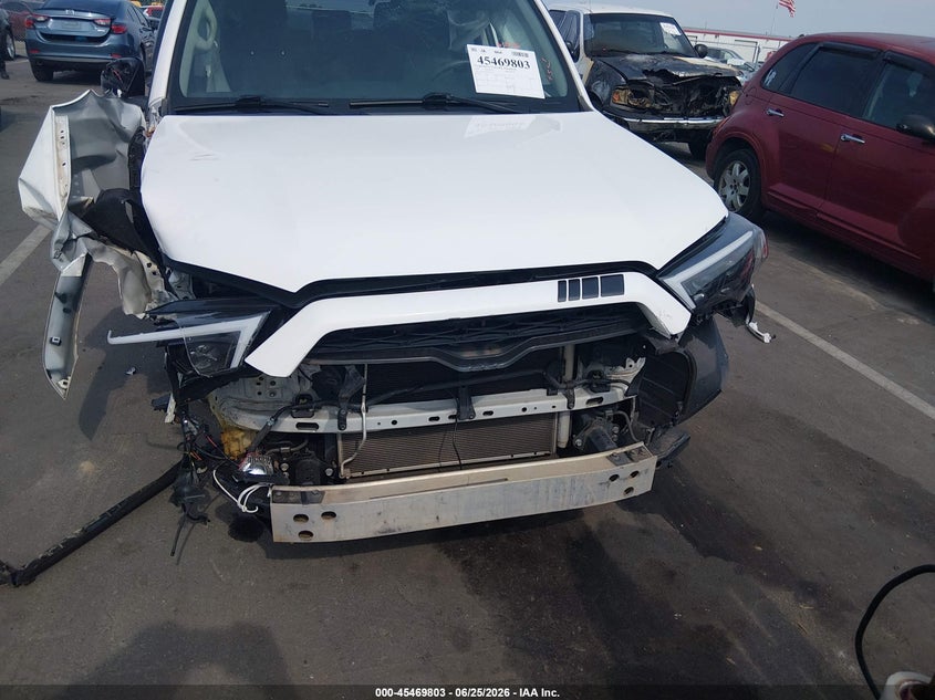 2017 TOYOTA 4RUNNER auction photo 6