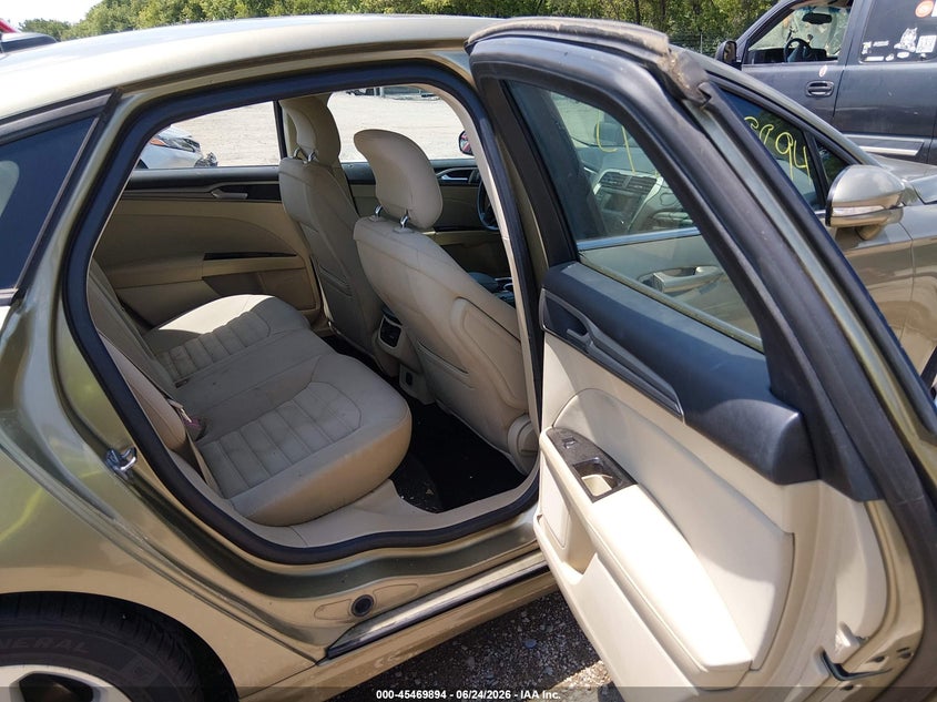 2013 FORD FUSION auction photo 8