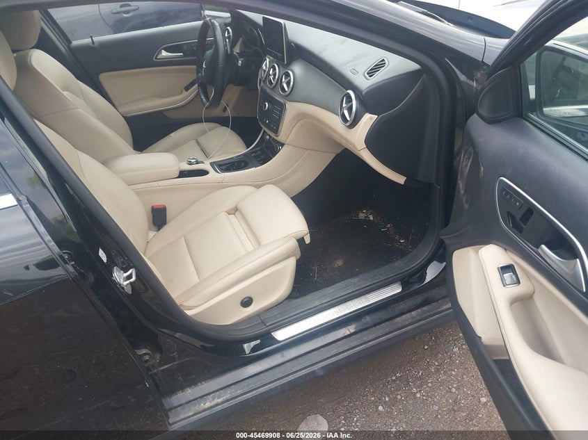 MERCEDES-BENZ GLA 250 2017 VIN WDCTG4GB1HJ350373