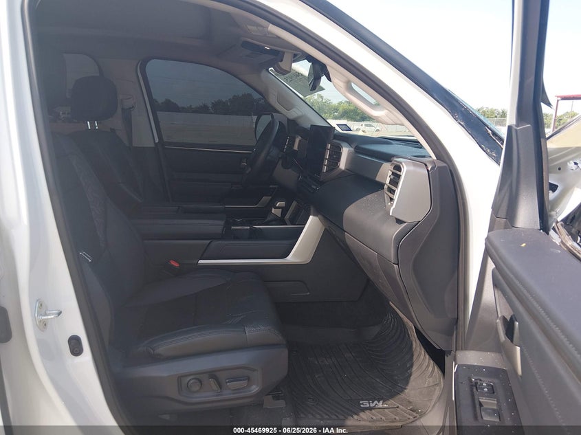 2024 TOYOTA TUNDRA HYBRID auction photo 5