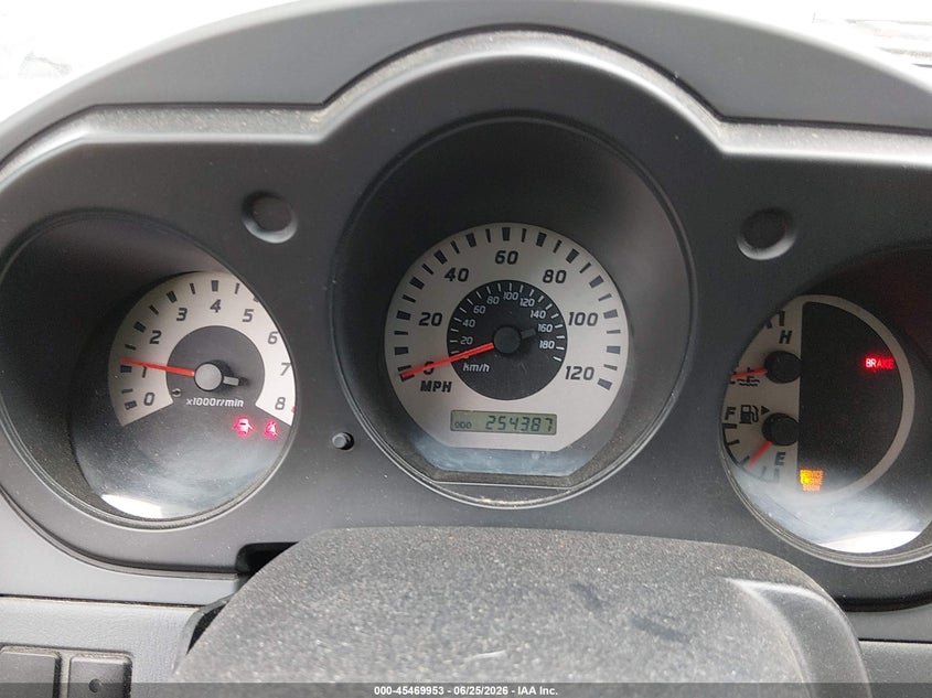 2004 Nissan Xterra Xe VIN: 5N1ED28Y54C644965 Lot: 45469953
