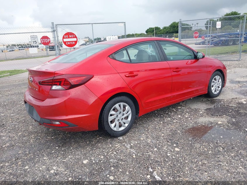 2020 HYUNDAI ELANTRA SE - zdjęcie 4