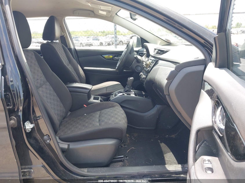 AtlanticExpress - Nissan Rogue Sport