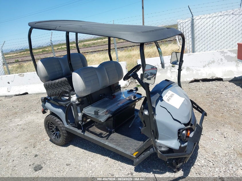 2023 GOLF CART auction photo 1
