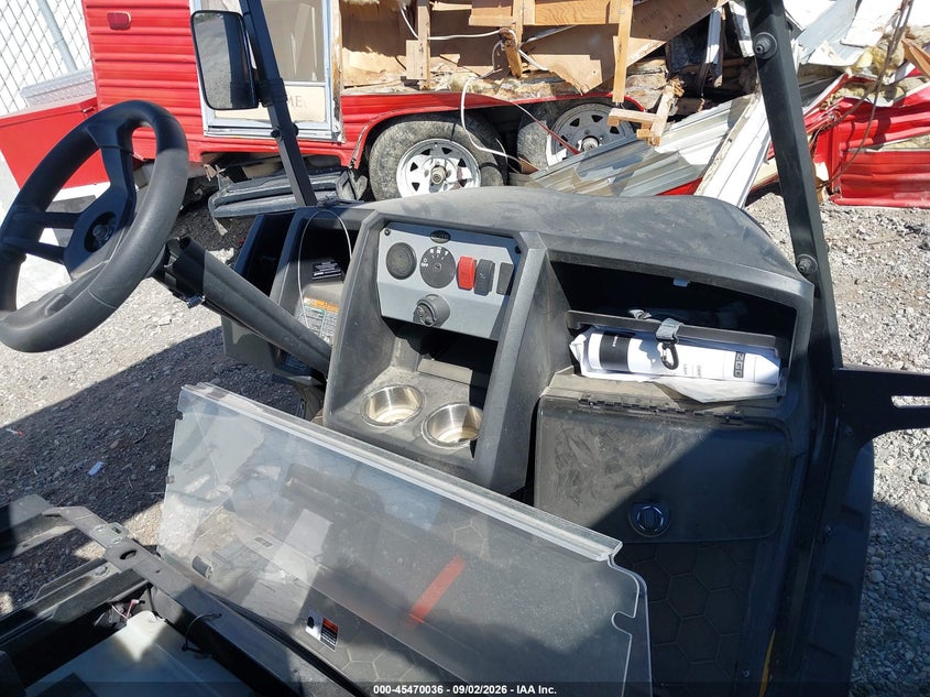2023 GOLF CART auction photo 5