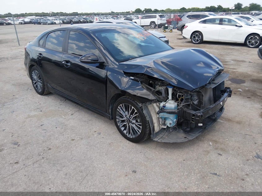2023 KIA FORTE auction photo 1