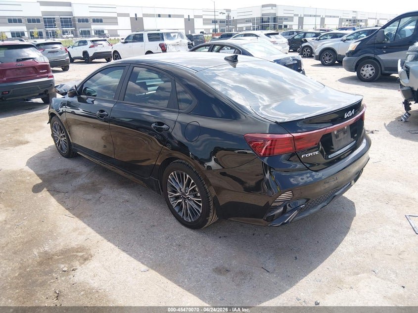 2023 KIA FORTE auction photo 3