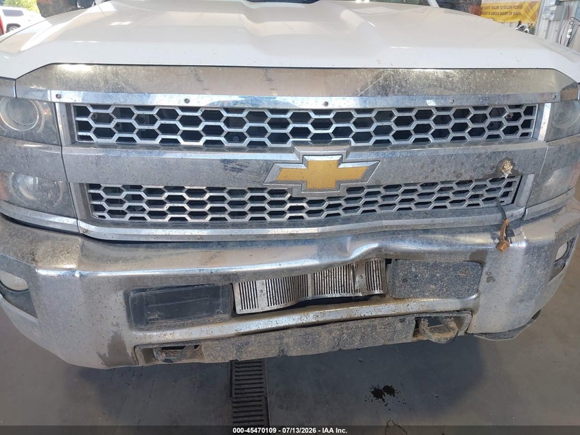 2019 CHEVROLET SILVERADO 2500HD auction photo 6