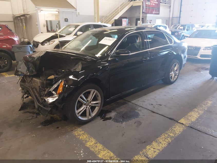 2015 VOLKSWAGEN PASSAT auction photo 2