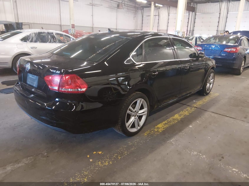 2015 VOLKSWAGEN PASSAT auction photo 4