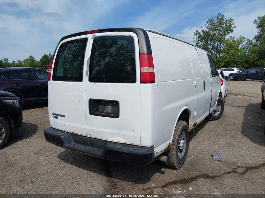 2009 CHEVROLET EXPRESS auction photo 4